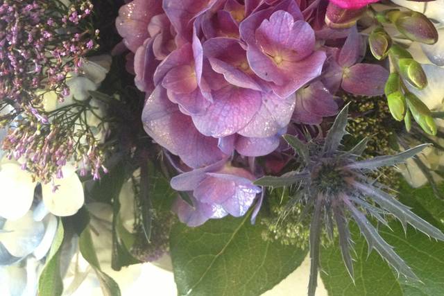 Baby shower arrangement