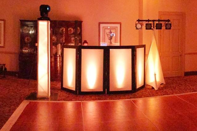 DJ station