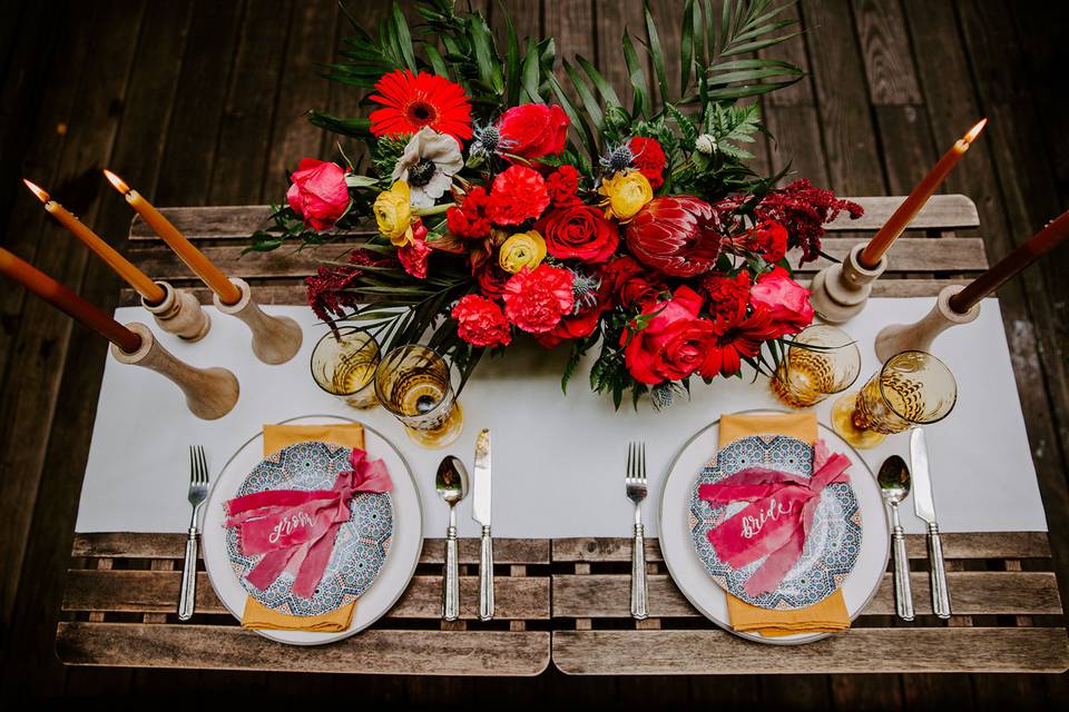 Colorful tablescape