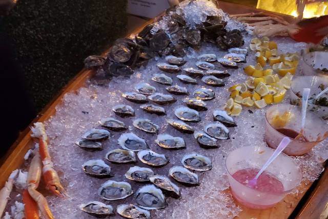 Classic Raw Bar