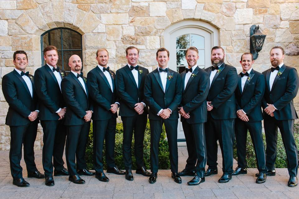 Group photo with groomsmen