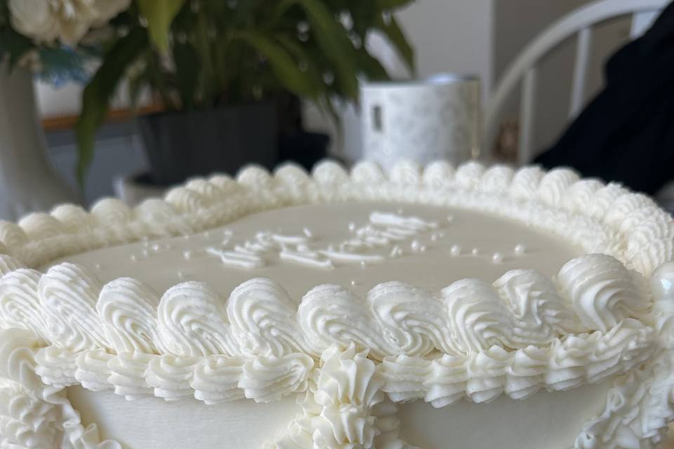 Intricate piping details