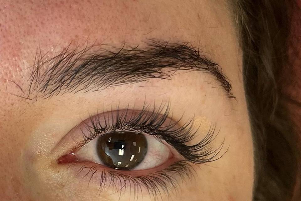 Full lashes