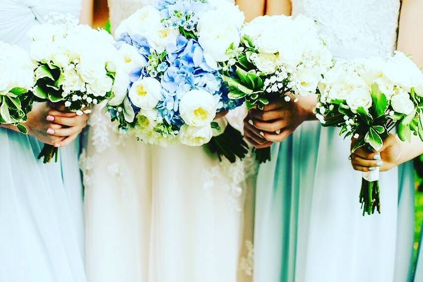 Small bridesmaid bouquets