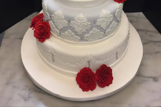 Calandra's Bakery Wedding Cake