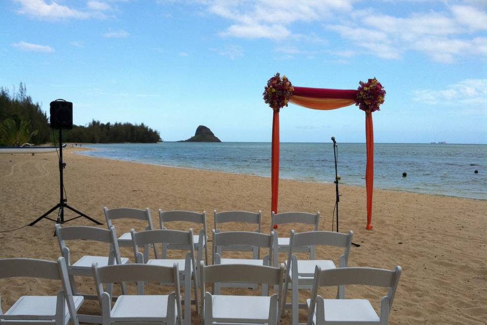 Wedding by the beach