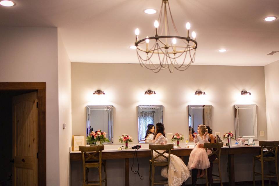 Bridal suite w/ private bath