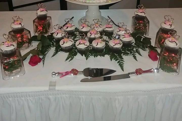 Fairway Room Cake Table