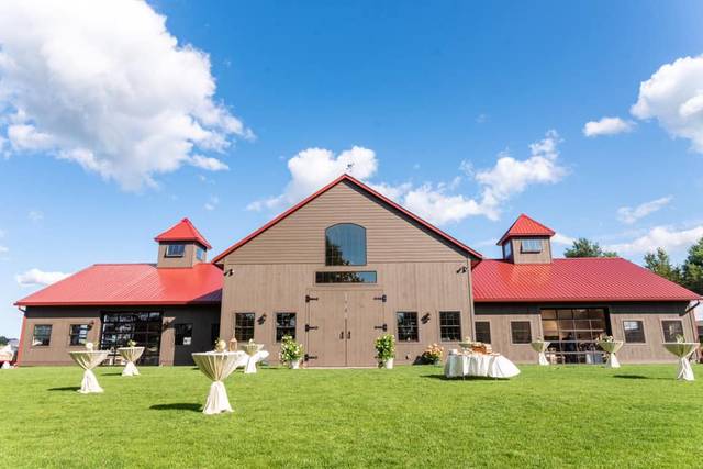 Locust Hill Barn
