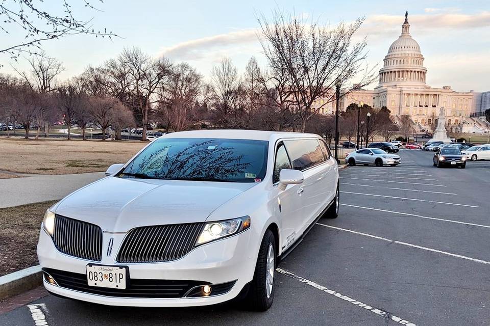 On the Town Limousines