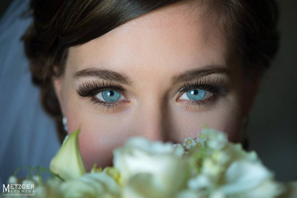 Brides eyes wedding picture