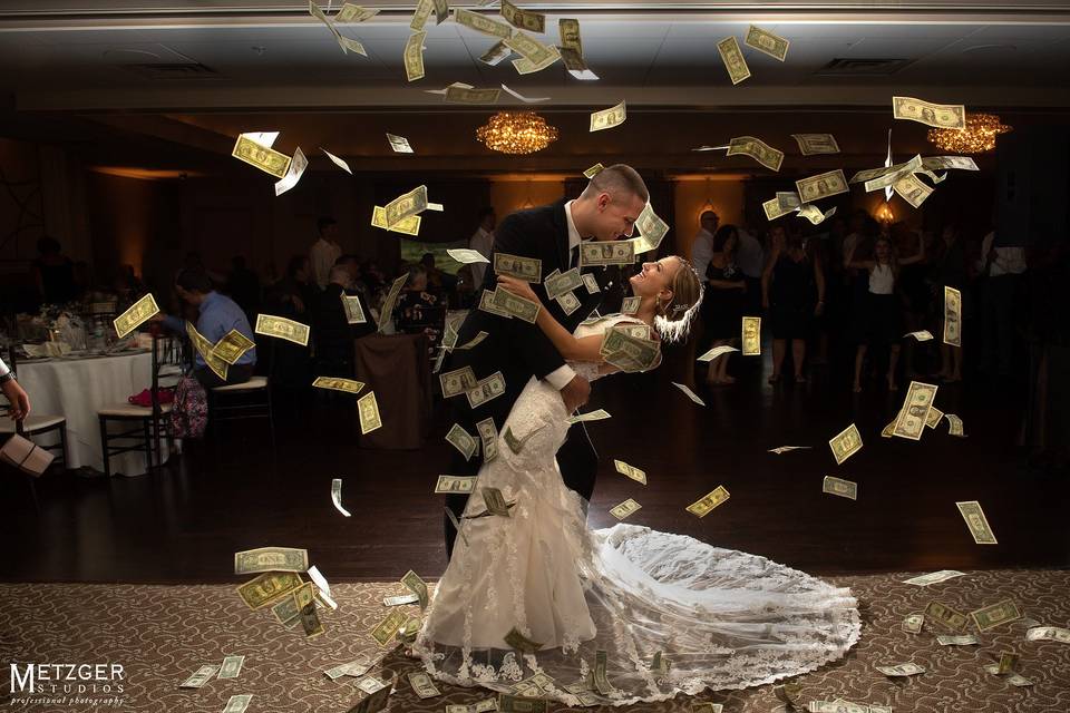 Money wedding picture