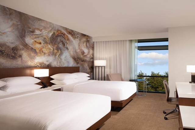Double Queen Room