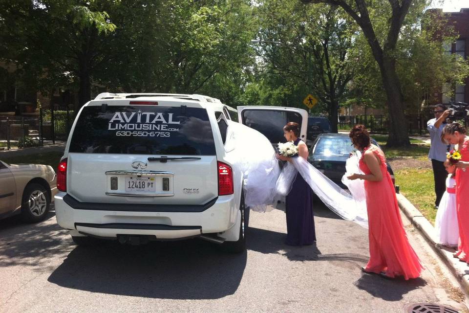 Avital Limousine