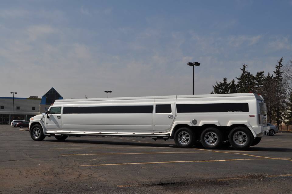 Extra-long limo