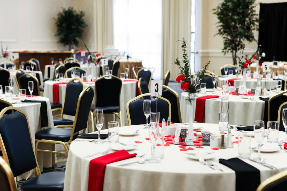 Crystal Ballroom Table Setting