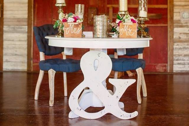 Sweetheart table