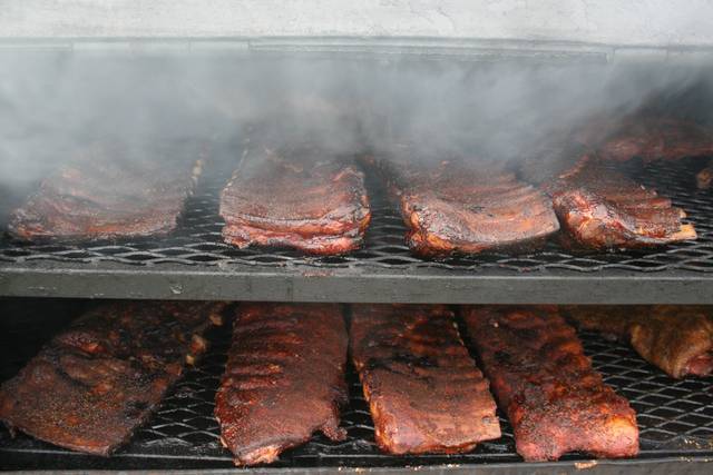 Some Pork SpareRibs cooking up.