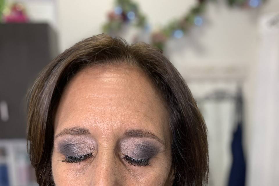 Mother of the Groom Smokey Eye