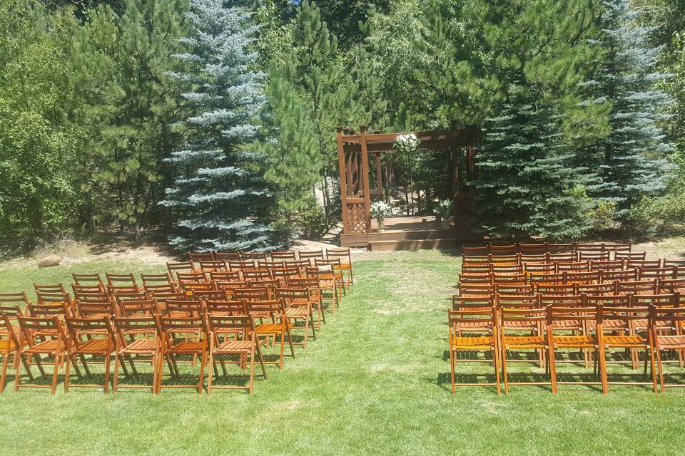 Weddings on Fall River at Estes Park Condos