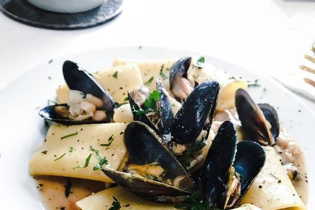 Mussels and pasta