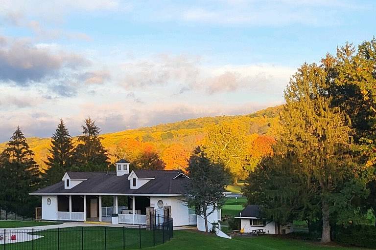 Harkers Hollow Golf Club