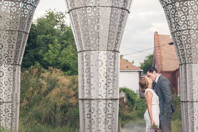 Gorgeous wedding photograph ta