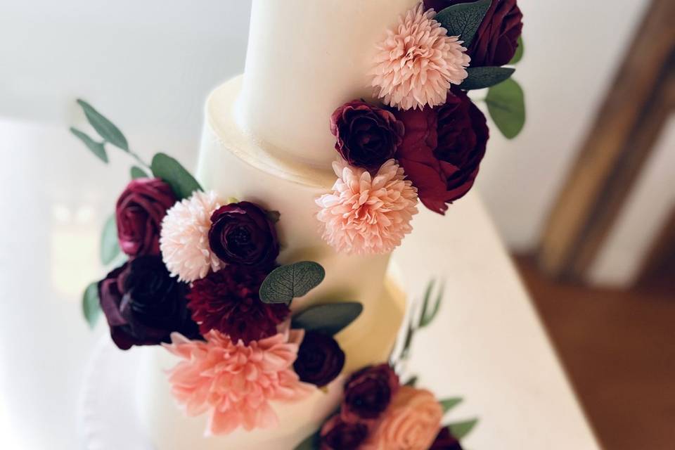 High-end wedding cake