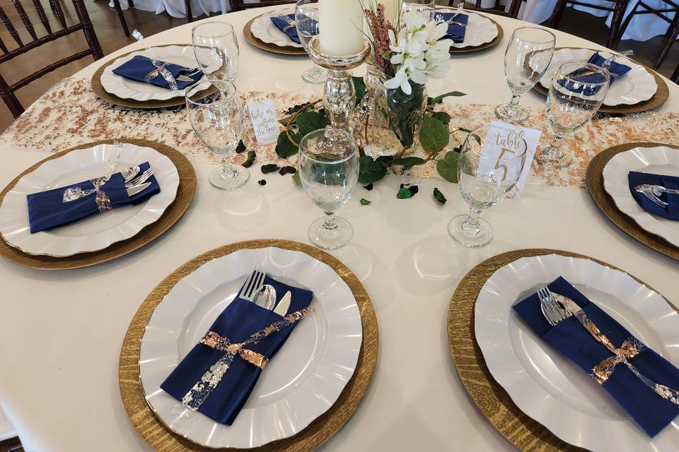 Gold & Navy Table Setting