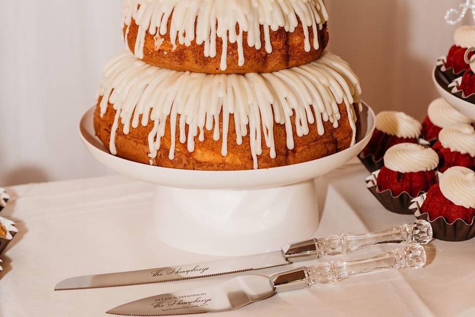 Stacked bundt cakes!