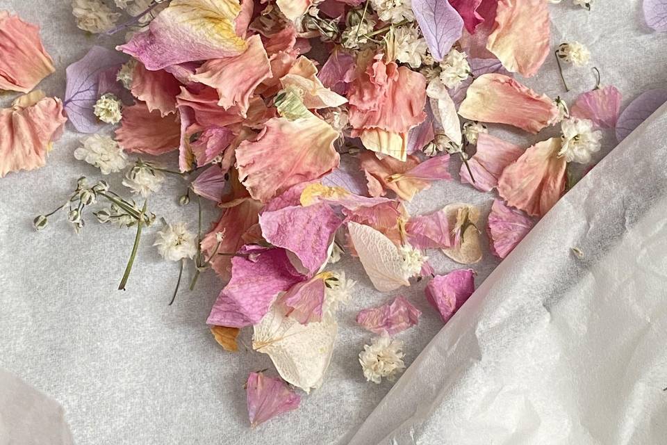 Organic Dried Flower Confetti