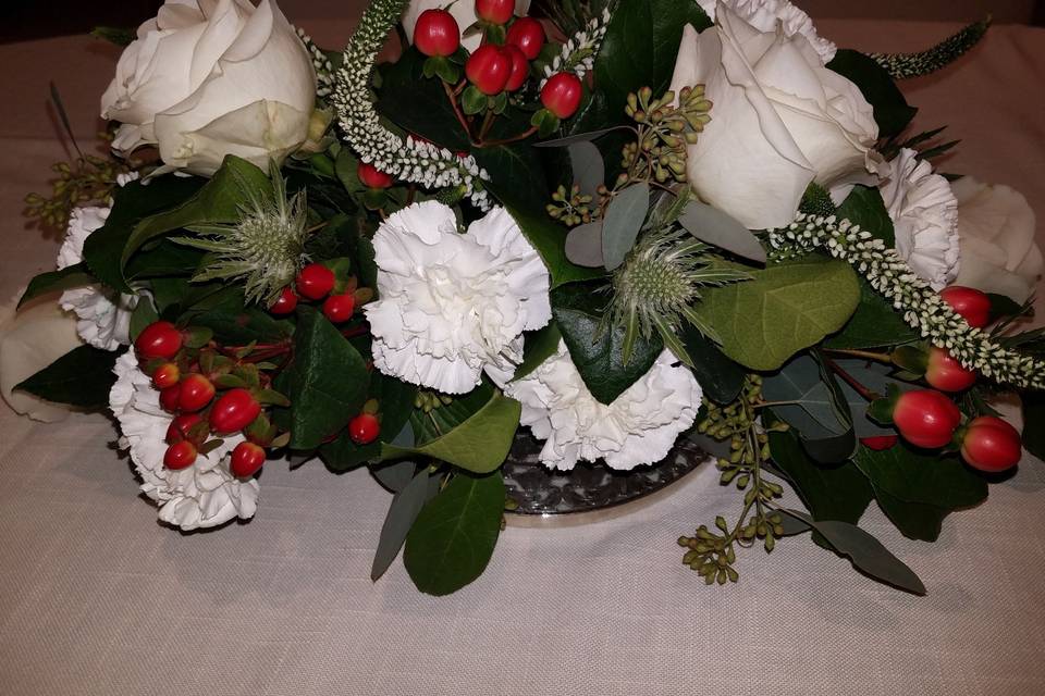 Holiday Table Arrangement