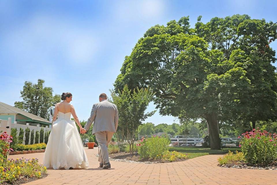 Newlyweds kiss