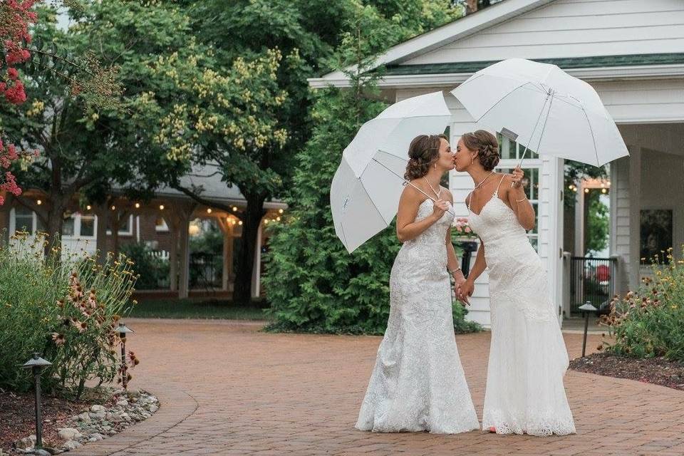 Newlyweds kiss