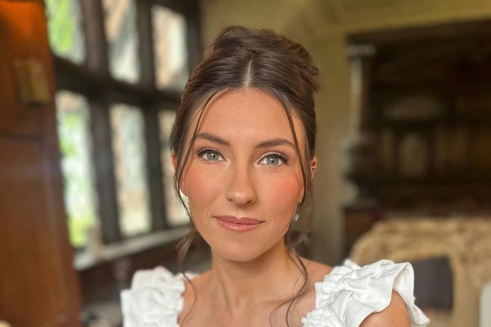 Bride & Bridesmaids Glam