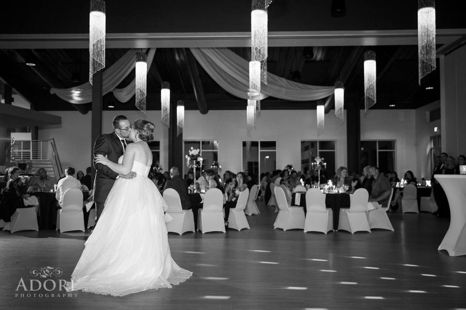 Rachel & Dakota October 2015 at Windsong Estate Event Center, Fort Collins, CO *Adore Photography