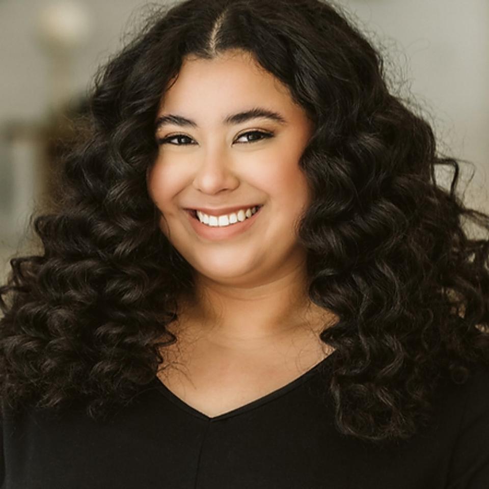 Aneshka Flores