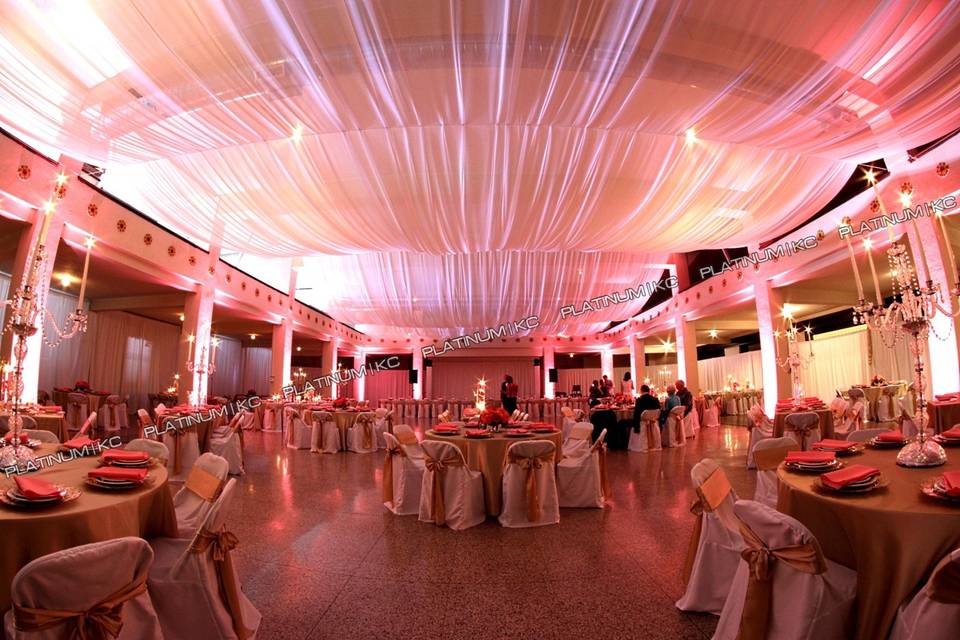 Wedding receptionand dance floor