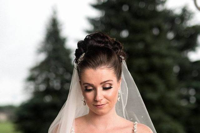 Bride holding her bouquet