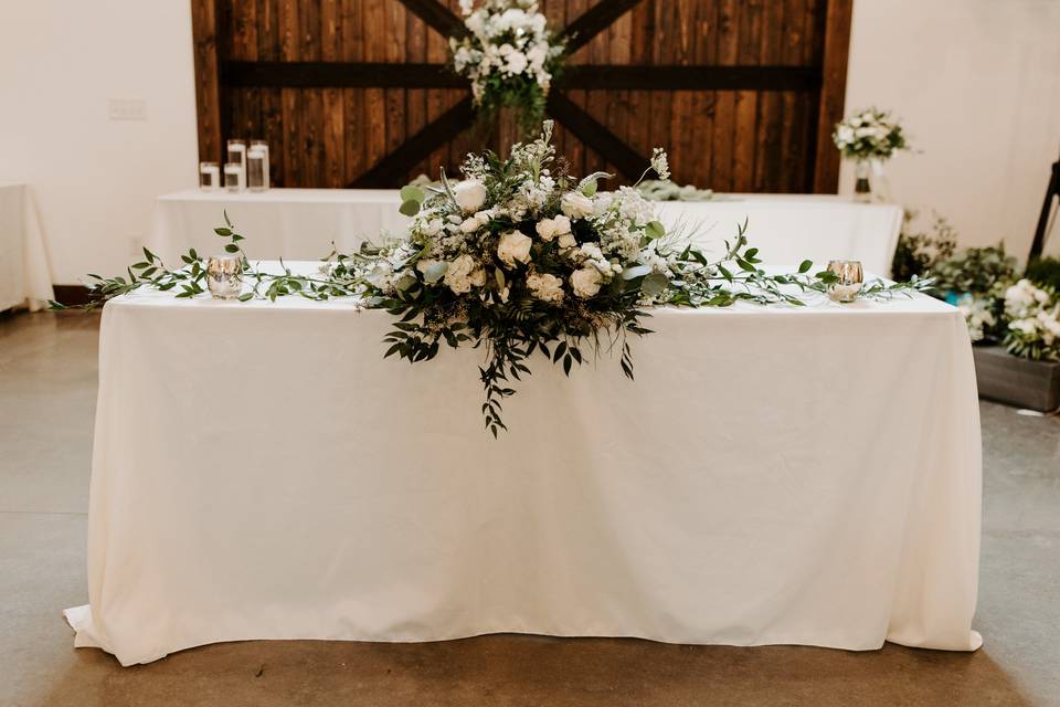 Sweetheart Table 2