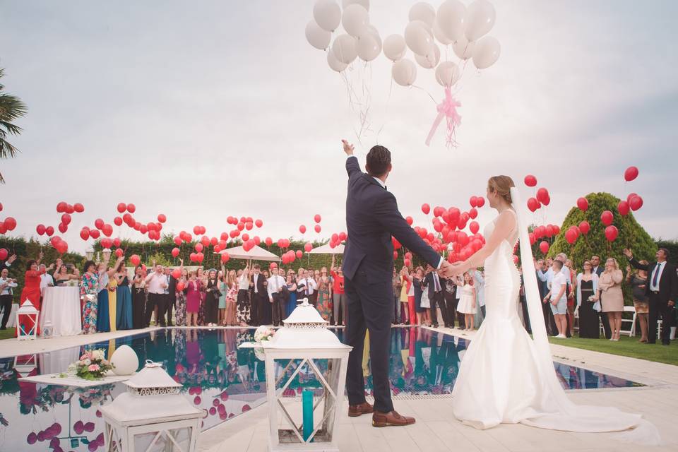 Releasing balloons