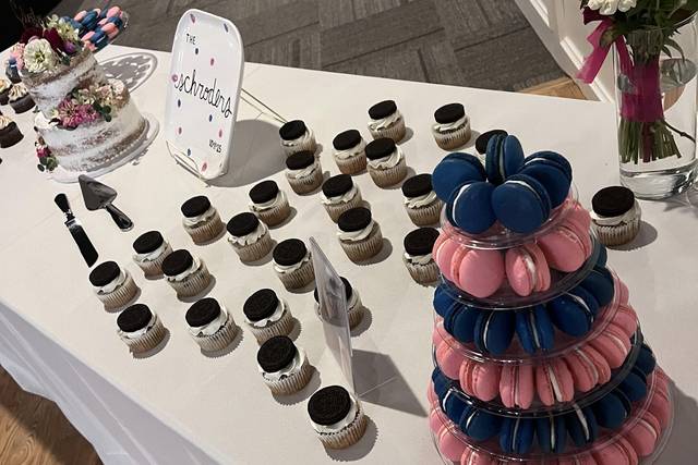 Macaron tower