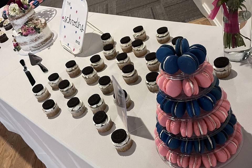 Macaron tower