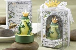 Inspired by the time-honored fairy tale, the enraptured, green frog was turned into a lovable, little tea light, and a captivating favor for your fairy-tale wedding or bridal shower!
A golden crown rests atop a friendly, froggy face that seems to be saying, 