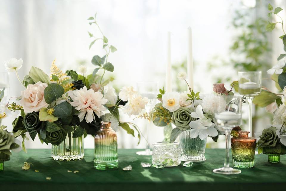 Emerald & Tawny Beige Wedding