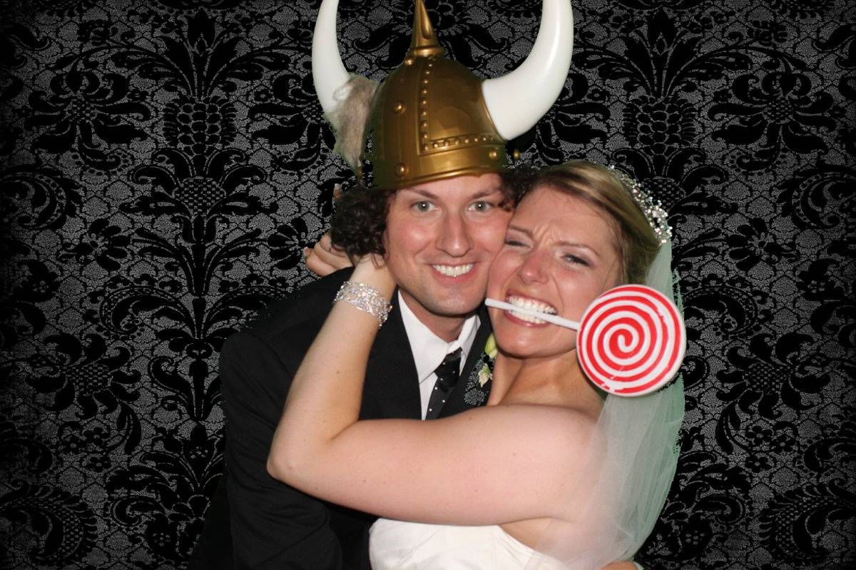 Royal Photo Booth Photo Booth New York Ny Weddingwire