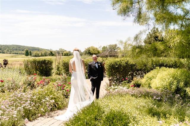 Hawk's View Golf Club Weddings