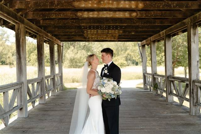 Hawk's View Golf Club Weddings
