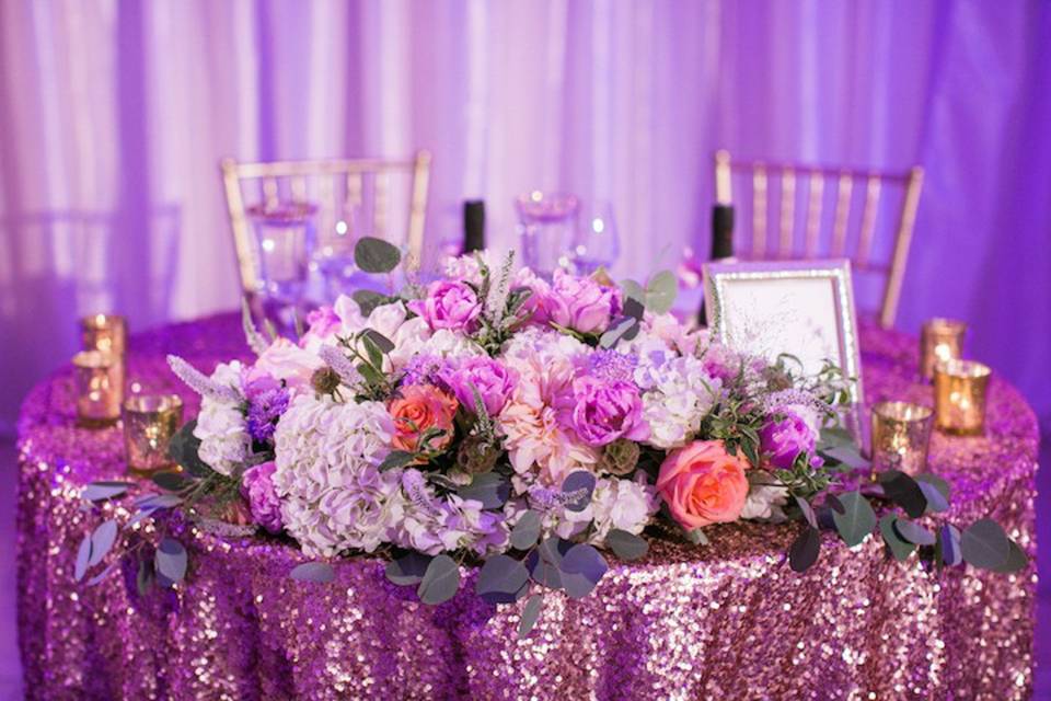 Pink sparkly linens