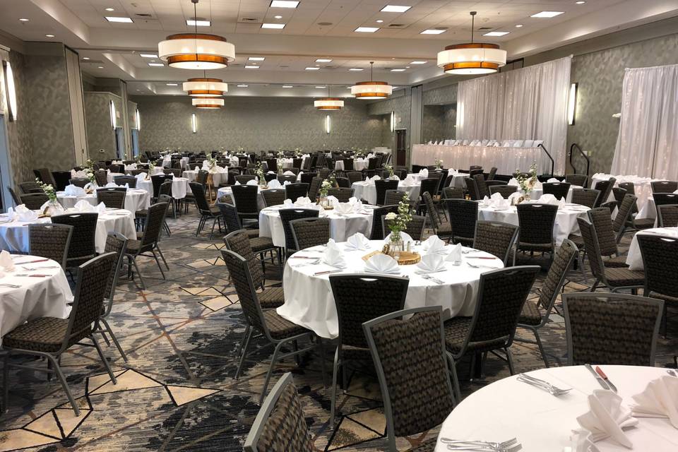 West Des Moines Marriott - Venue - West Des Moines, IA - WeddingWire